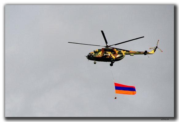AM014.Yerevan.Feiertagskundgebung