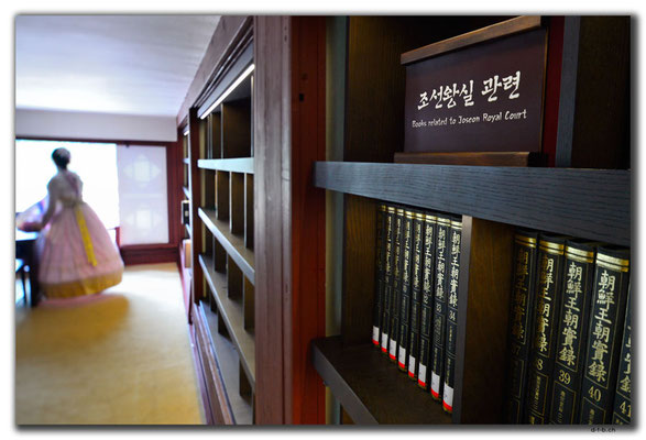 KR0040.Seoul.Gyeongbokgung Palace.Bibliothek