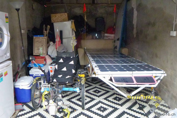 AU: Solatrike in Sydney Bondi North in der Garage 