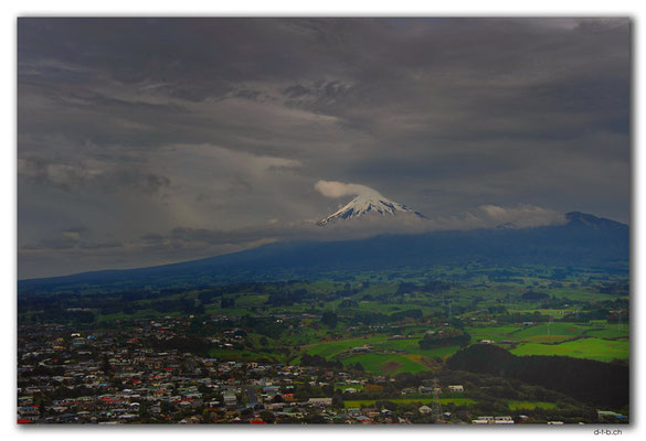 NZ0380.New Plymouth.Mt.Taranaki