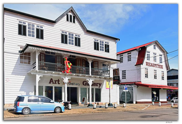 SR0033.Paramaribo.Art Gallery
