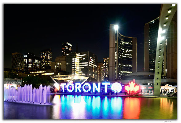 CA0867.Toronto.Nathan Philipps Square