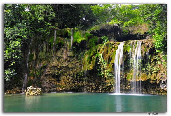 PH0106.Bolinao Waterfall No.1