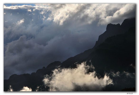 GW0282.Abendwolken