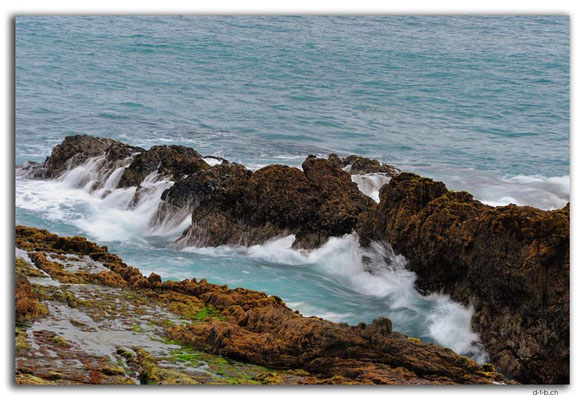 NZ0387.New Plymouth.Waves
