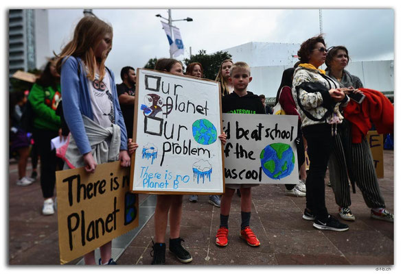NZ0242.Auckland.Schoolstrike4Climate