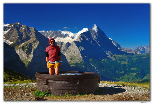 GW0384.Fussbad vor Eiger und Mönch