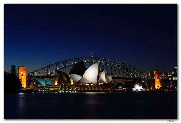 AU1637.Sydney.Opera House & Harbour Bridge