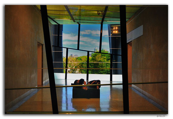 AU1241.Melbourne.NGV