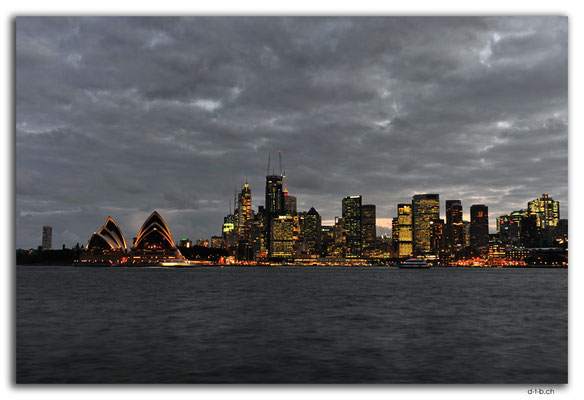 AU1677.Sydney.Opera House