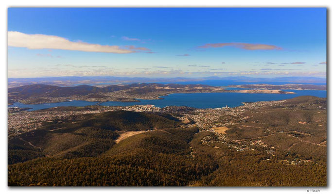 AU1295.Hobart view from the Organ Pipes