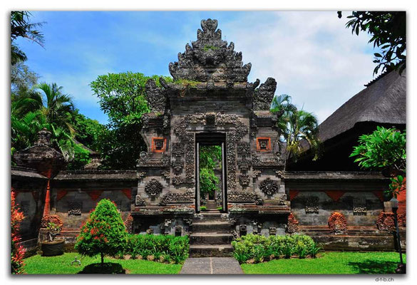 ID0010.Denpasar.Bali Museum.Tor