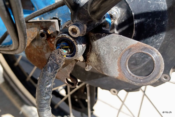 PT: Albufeira. Welded clutch mounting plate