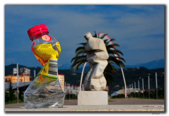 GE004.Batumi.Skulptur