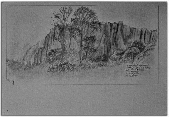 223.Skizze.Cathedral Mountain from Kia Ora Hut Camp.Overland Track.Tasmania.Australia
