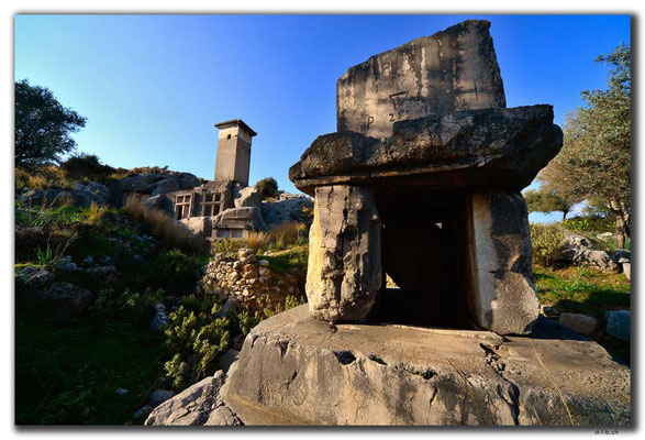 TR0217.Xanthos.Nekropolis