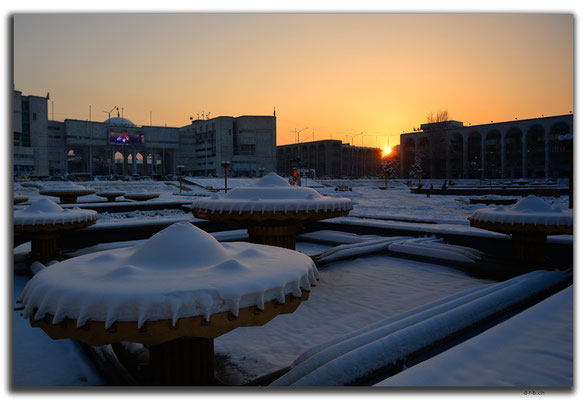 KG0171.Bishkek.Ala-Too Square