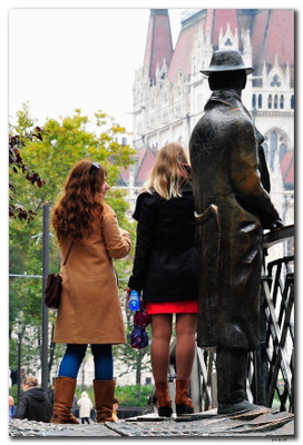 HU026.Budapest.Statue
