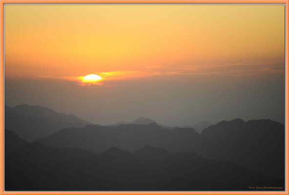 EG040.Sonnenaufgang Mount Moses