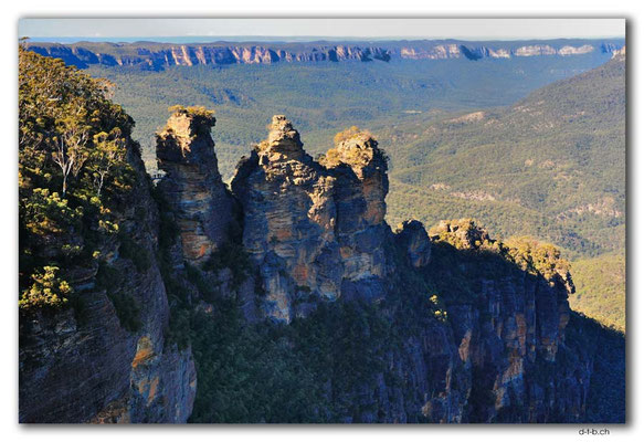 AU1712.Blue Mountains.Three Sisters
