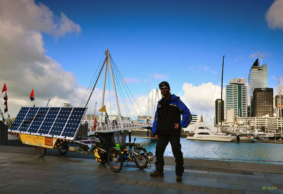 NZ: Solatrike in Auckland, Viaduct Basin