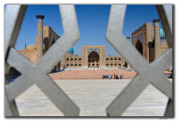 UZ0135.Samarkand.Registan