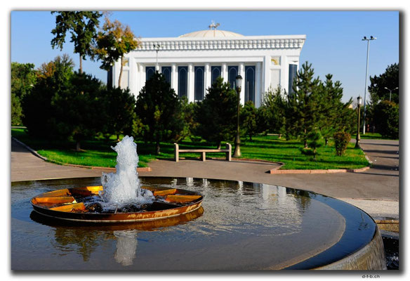 UZ0206.Tashkent.Dom Forum