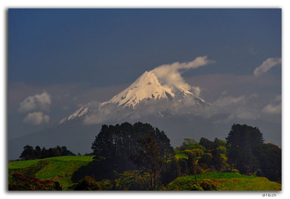 NZ0359.Mt.Taranaki