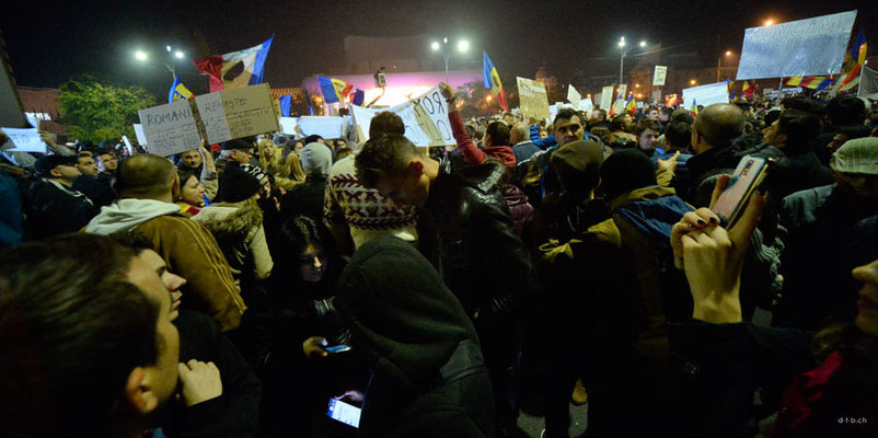 ROB042.Bukarest.Demonstration