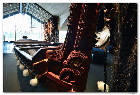 NZ0271.Hamilton.Waikato Museum.Kanu