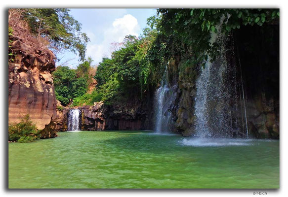 VN0282.Gia Long Waterfall