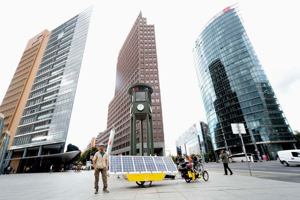 DE: Solatrike in Berlin, Potsdamer Platz