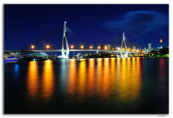 AU1710.Sydney.Glebe Point.ANZAC Bridge