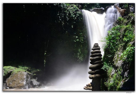 ID0118.Sukawati.Tegenungan Waterfall