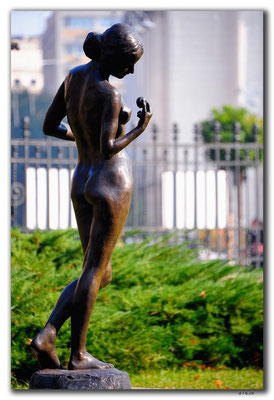 RO0221.Bukarest.Bronzestatue