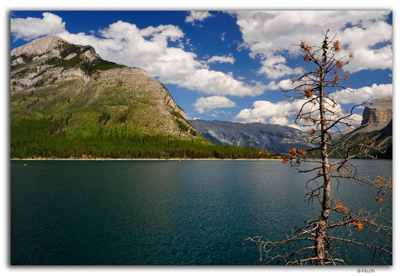 CA0685. Lake Minnewanka