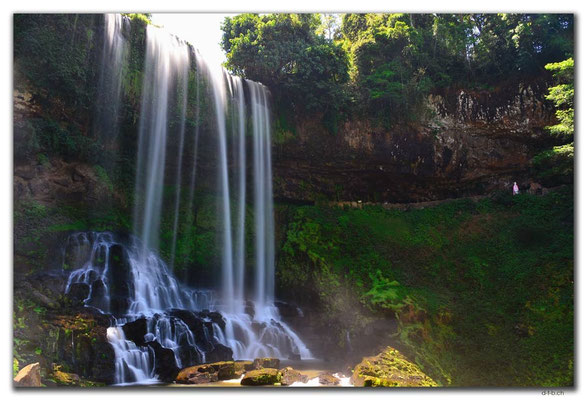 VN0334.Dambri Fall