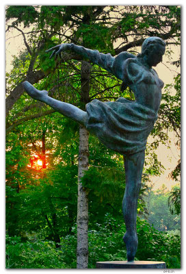 CA0837.Winnipeg.Leo Mol Sculpture Park