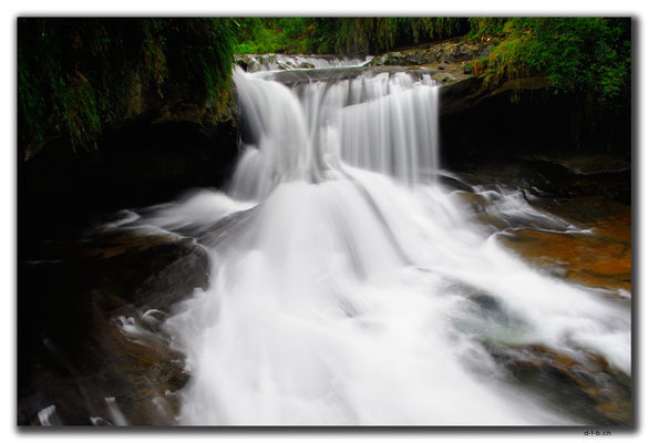 TW0053.Shifen.Wasserfall