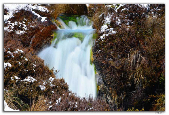 NZ0309.Tongariro N.P.Silica Rapid