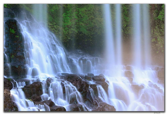 VN0336.Dambri Fall