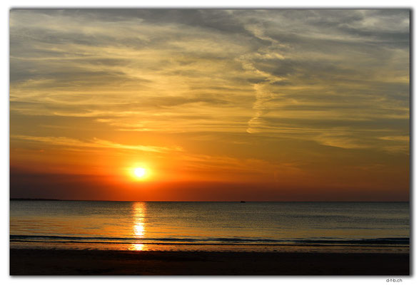 AU0052.Darwin.Mindil Beach