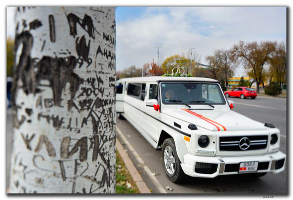 KG0023.Bishkek.Wedding car