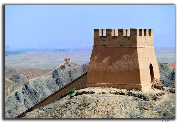CN0131.Jiayuguan.Overhanging Great Wall