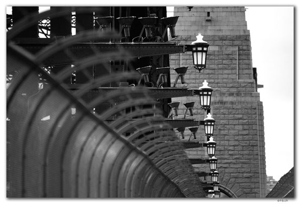 AU1591.Sydney.Harbour Bridge