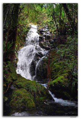 NZ0570.Anatoki Track.Waterfall