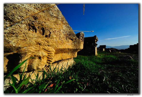TR0122.Pamukkale.Nordnekropole