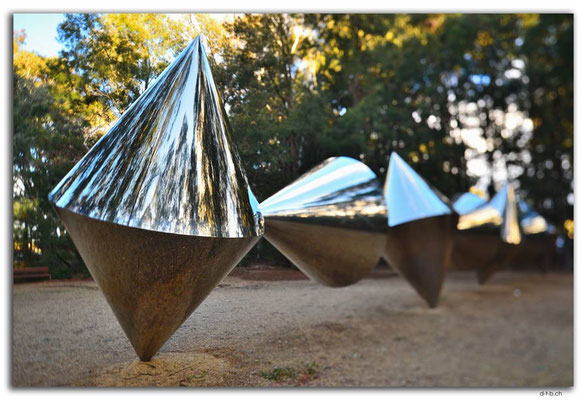 AU1507.Canberra.NGA.Sculpture Garden.Herbert Flugelman