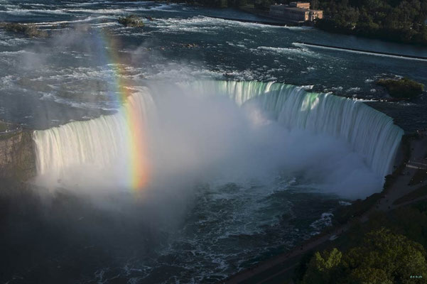 CA0367 Niagara Falls Rainbow