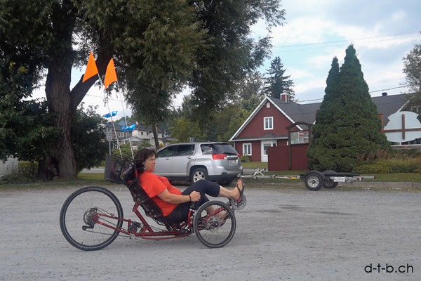 CA. Anik and Sputnik in Beaulac-Garthby